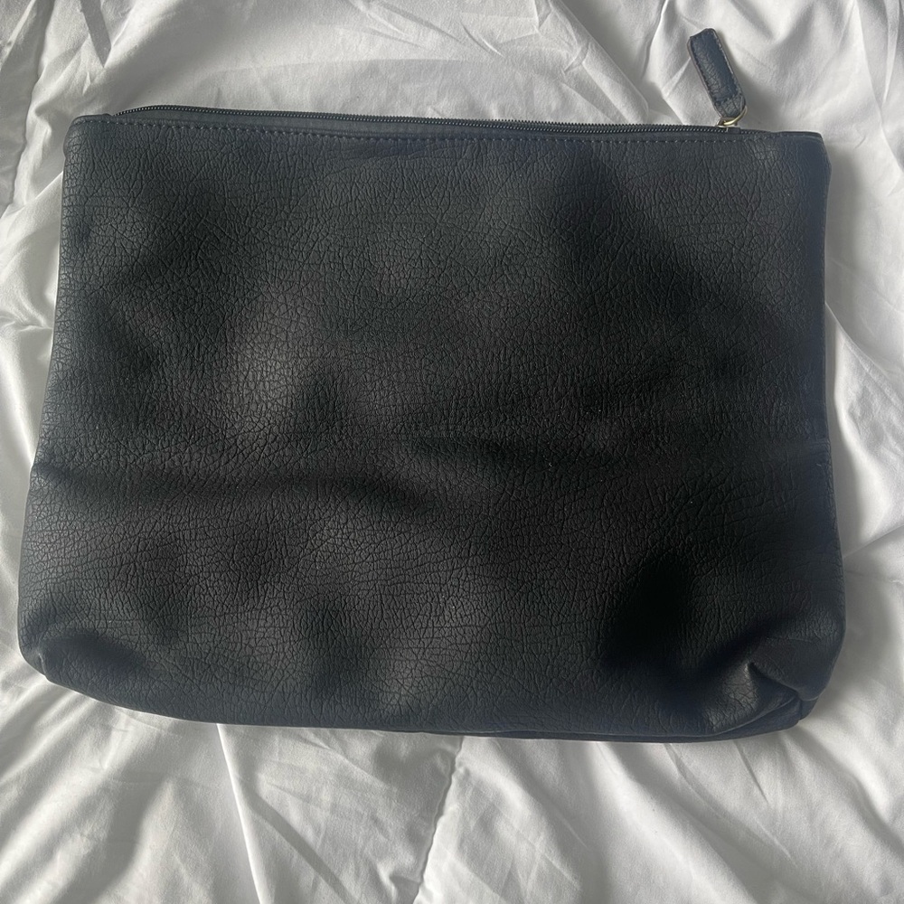 Free People Vegan Leather Soft Folio Laptop Case Bag Zipper Pouch